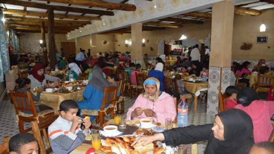 خرجة ترفيهية + افطار لفائدة جماعي ايتام الجمعية